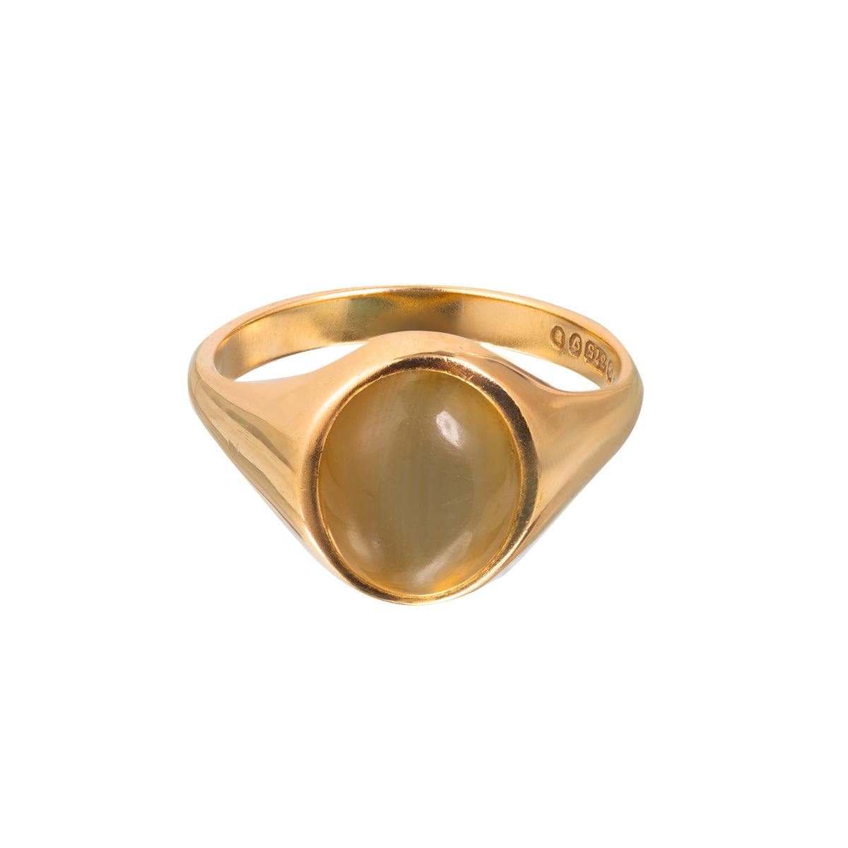 Front view of vintage 1980s English 9ct gold signet ring with domed cabochon agate, UK hallmarked, size U
