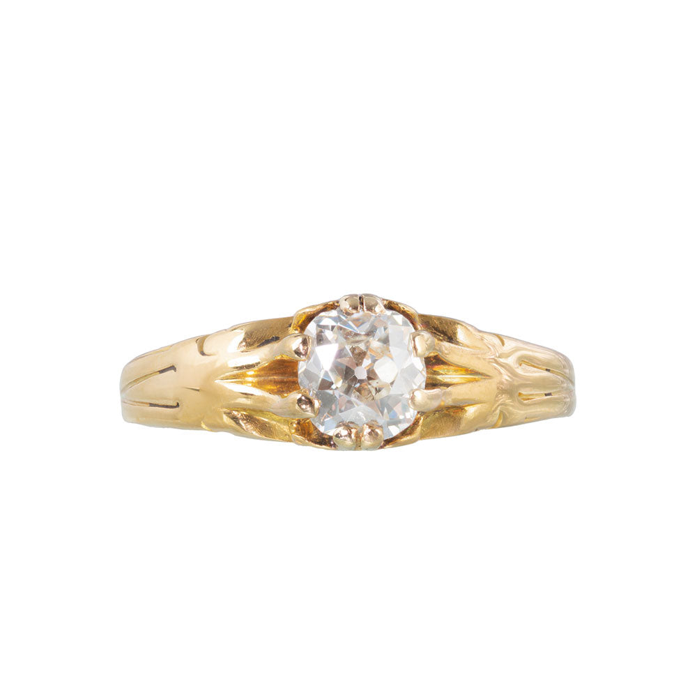 1920s cushion cut diamond solitaire engagement ring in 18ct yellow gold, antique front detail