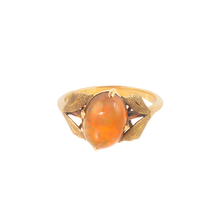 Art Nouveau Fire Opal Ring in 18ct Gold | English c.1900s