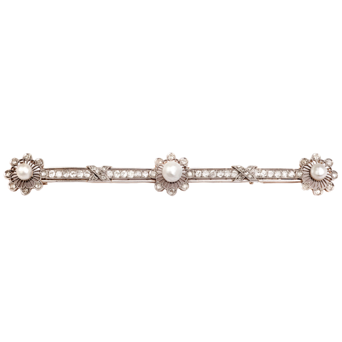 French Belle Époque platinum and gold bar brooch set with pearls and old cut diamonds, circa 1900, by Eltons