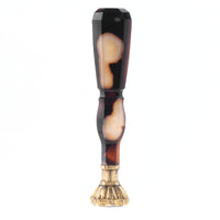 Victorian desk seal with faceted agate handle and amethyst intaglio in gold mount, circa 1850.
