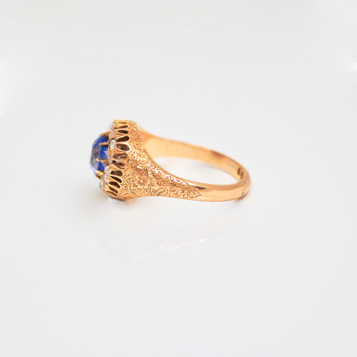 Edwardian Sapphire & Diamond cluster 18ct Gold Ring c.1910