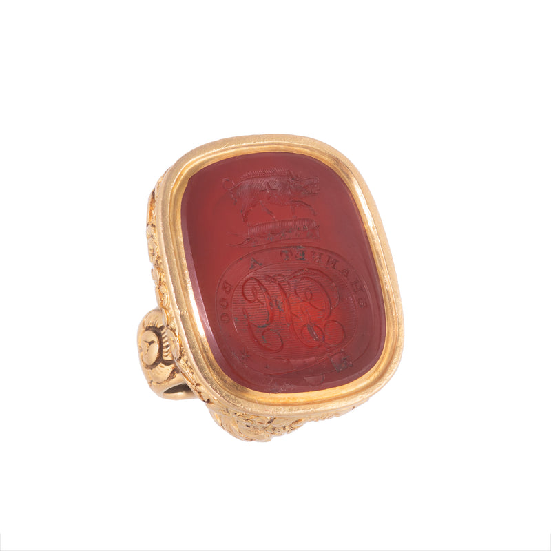 A Gold Carnelian Seal