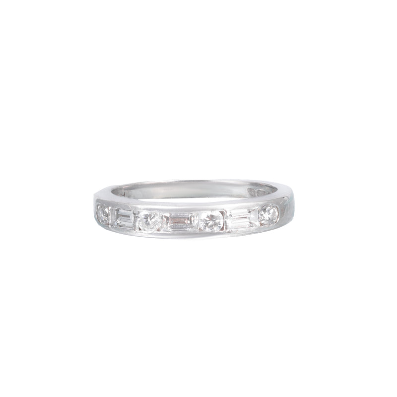 1970s white gold half eternity ring with 0.70ct of baguette and brilliant cut VS1 G diamonds, UK size L½