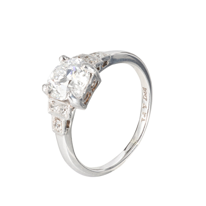 1930s British diamond ring in platinum and 18ct gold