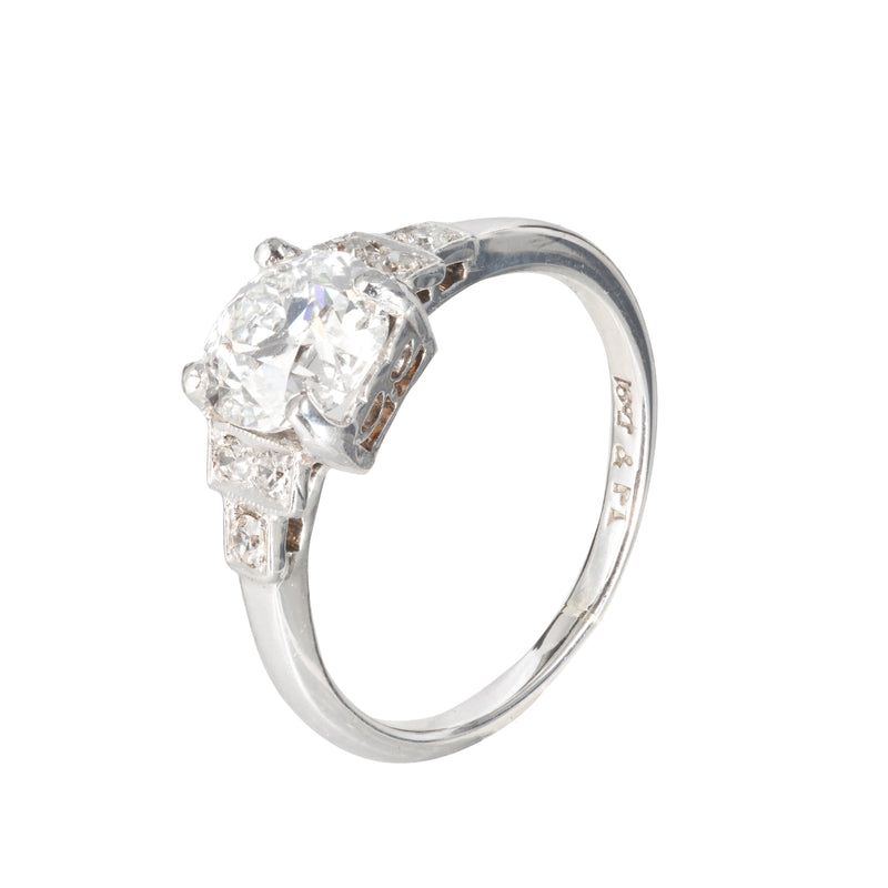 1930s British diamond ring in platinum and 18ct gold