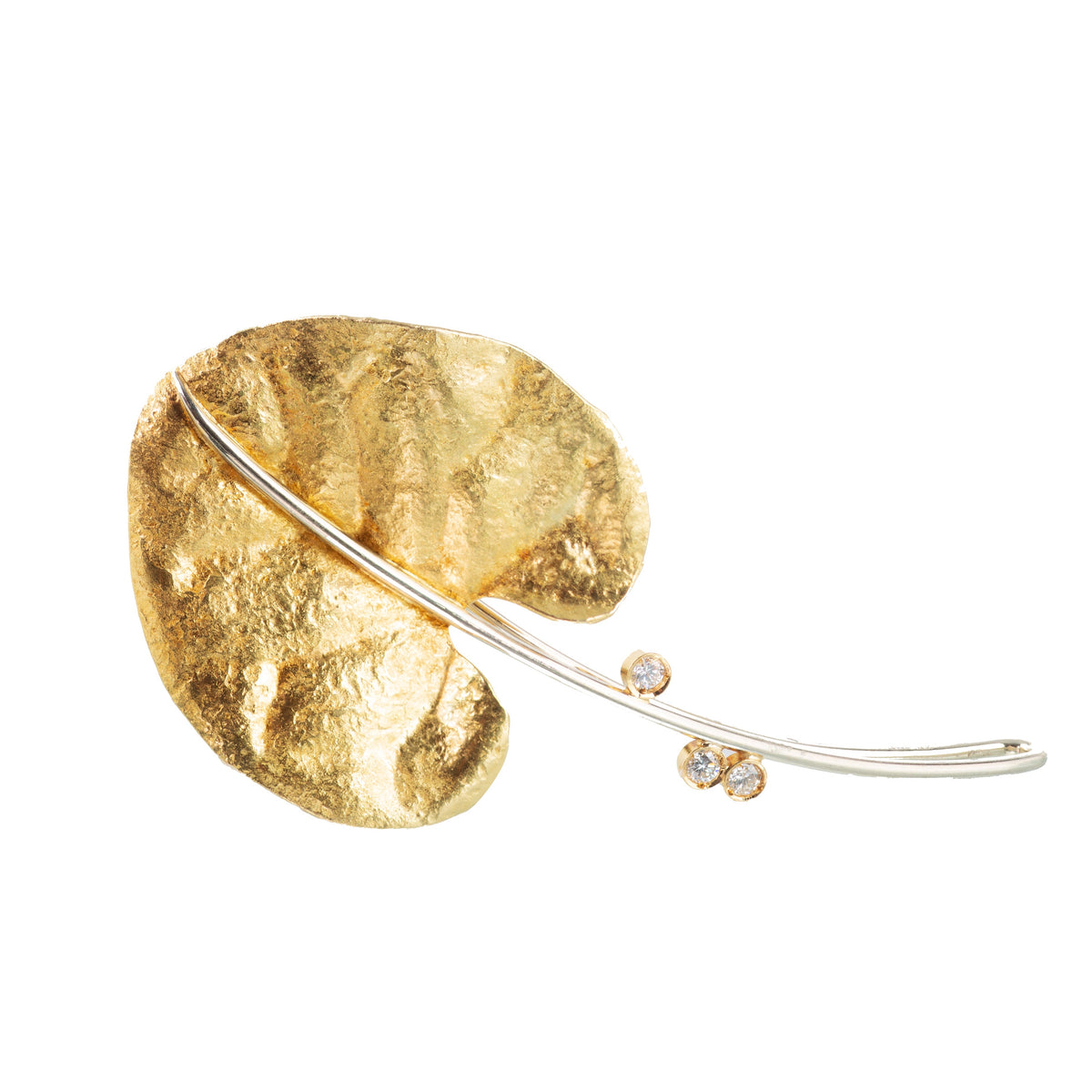 Front view of 1960s English 18ct gold leaf brooch with three diamond dewdrops along the stem, sculptural and textured design.