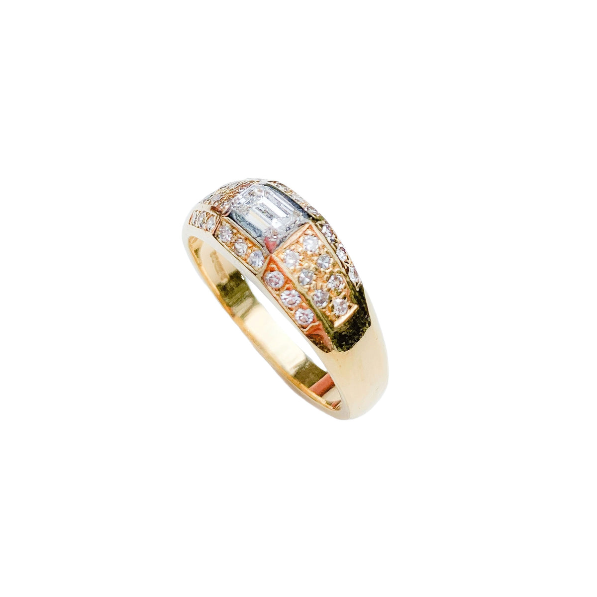 Eighteen Carat Gold Diamond Ring