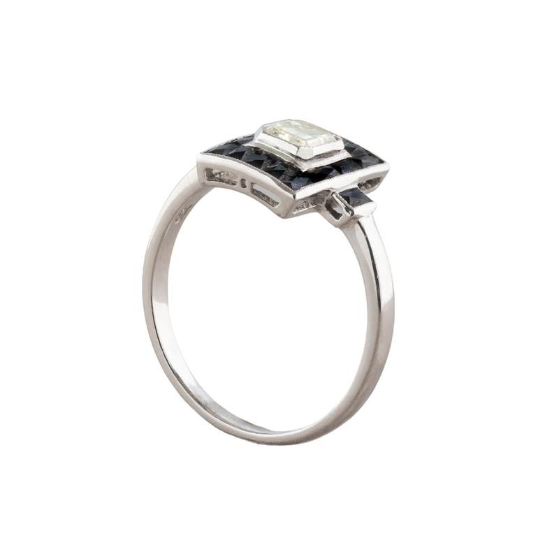 An Art Deco Onyx Diamond ring
