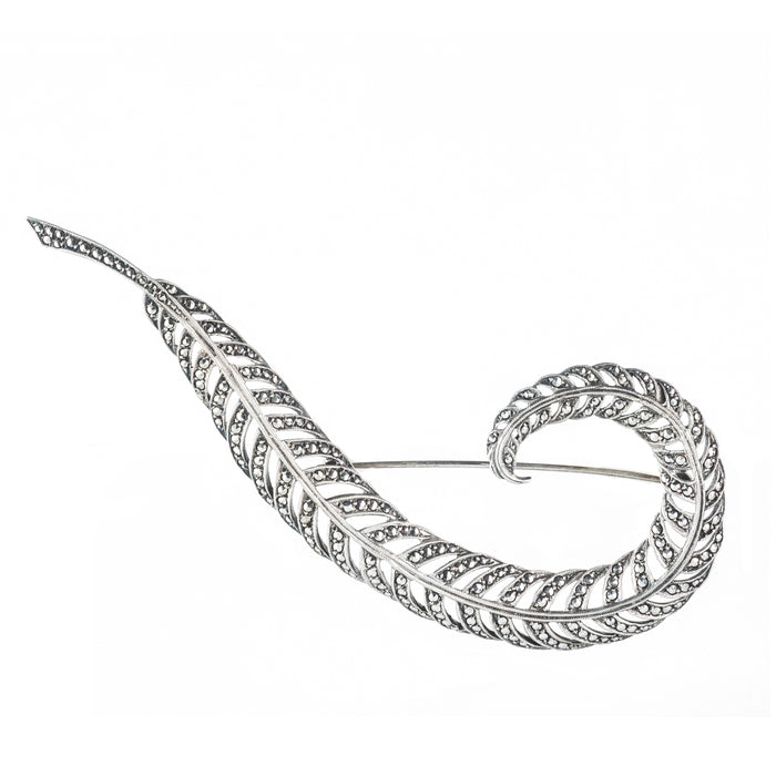 Statement feather brooch in sterling silver and marcasite, 16cm length, English 1960s design