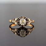 An Antique Gold and Diamond Ring