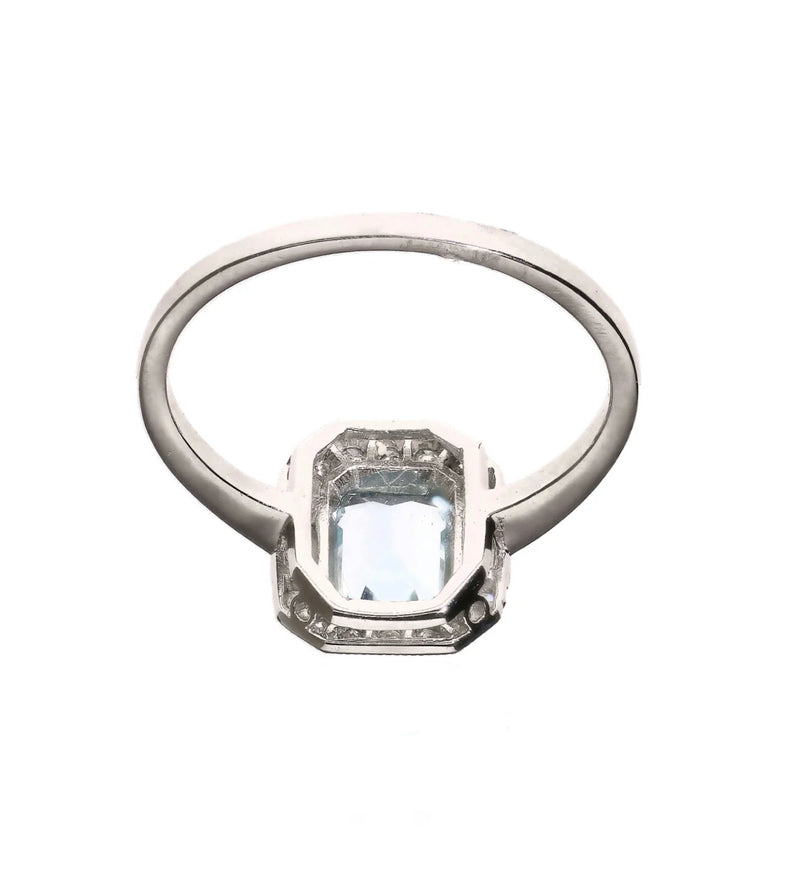 An Aquamarine Diamond Platinum Ring