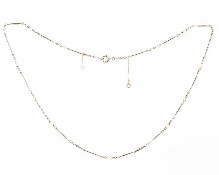A French Platinum Gold Pearl Chain