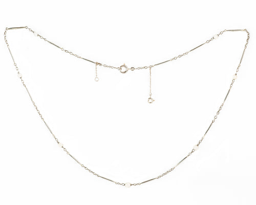 A French Gold and Pearl short Chain