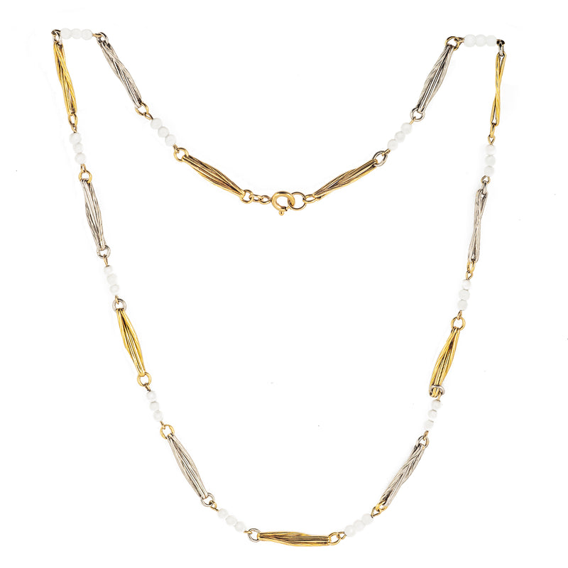 A Pearl Gold Necklace