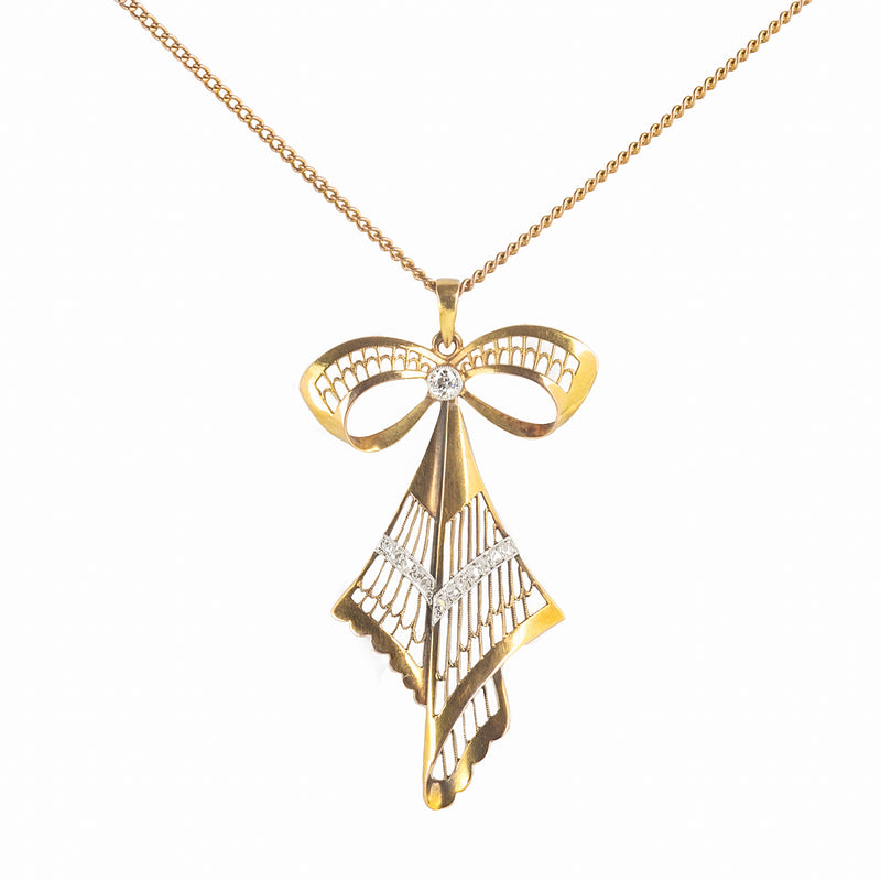 A Diamond and Gold Bow Necklace