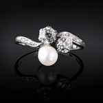 A Diamond Pearl Ring
