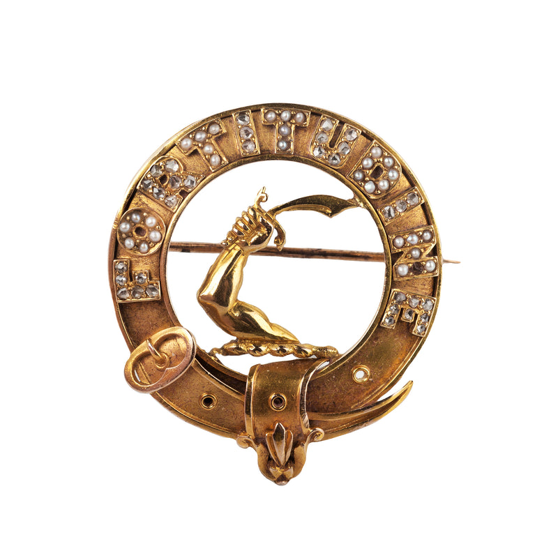 A Diamond Pearl Gold Clan Brooch