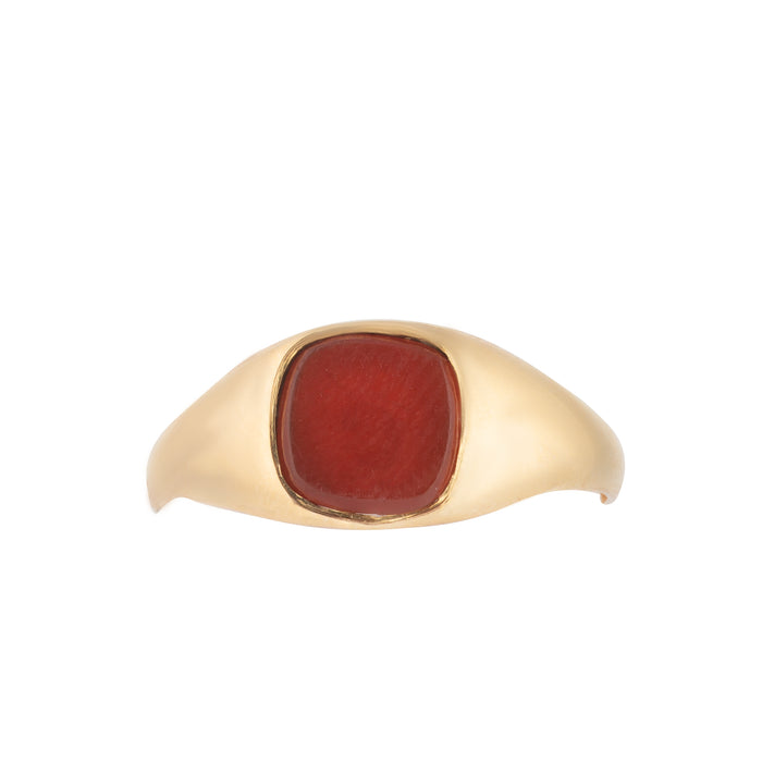 Front view of minimalist 18ct gold carnelian ring with smooth bezel setting, ring size N½