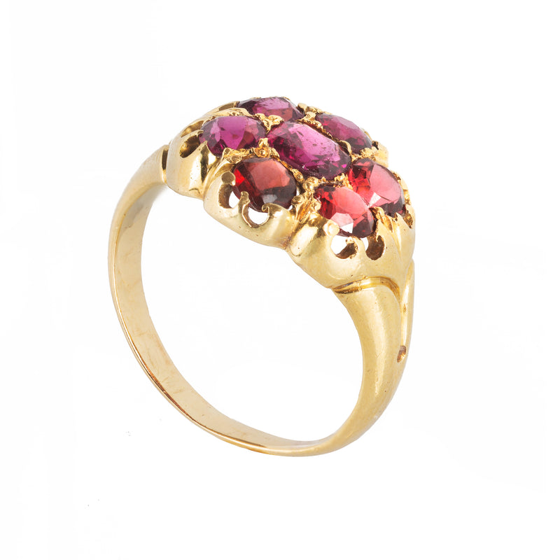 A Gold Garnet ring
