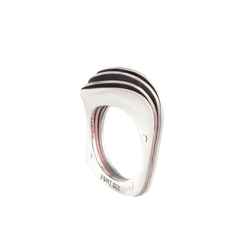 A Wavy Silver Ring