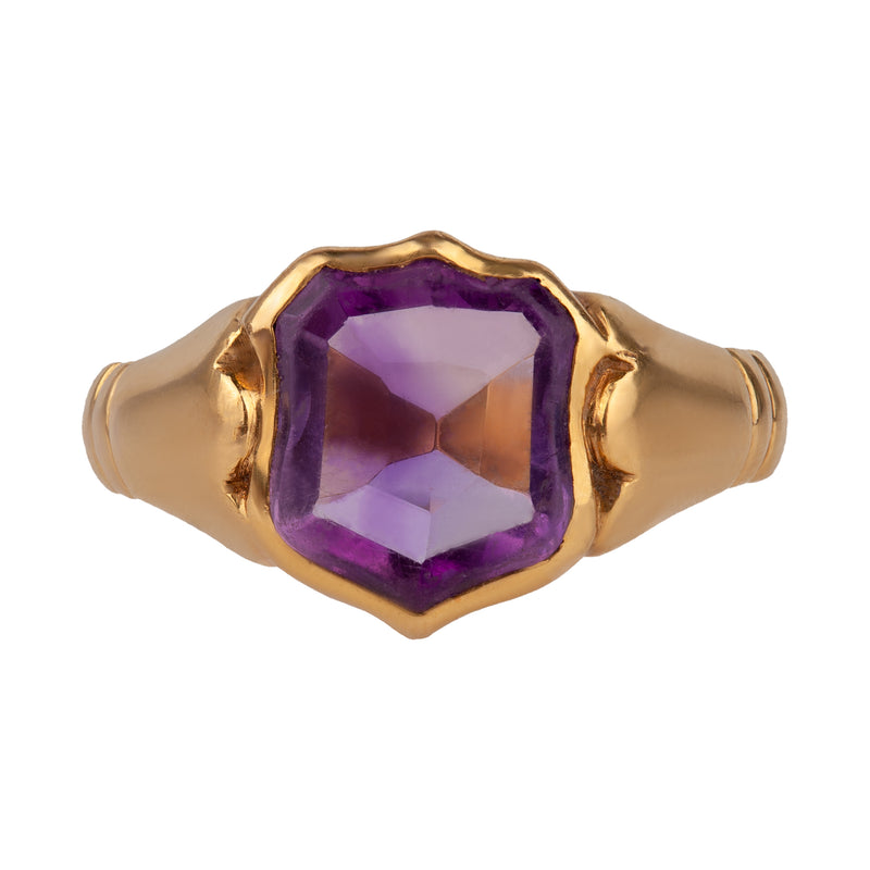 An Amethyst Gold Shield Ring